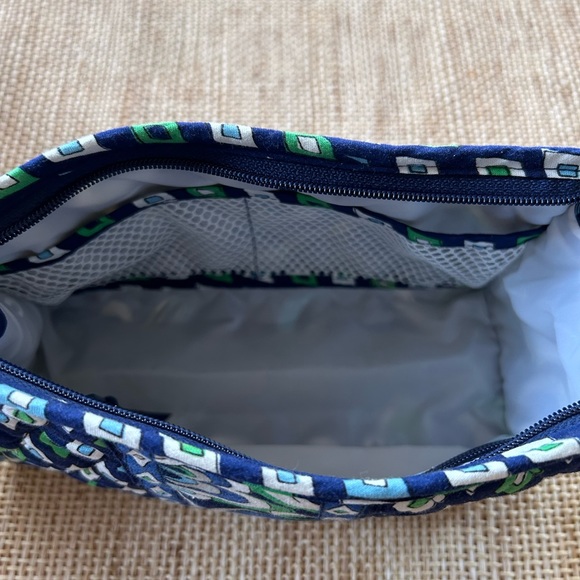 Vera Bradley Mediterranean Blue/Green Quilted Lined Cosmetic Pouch. - Picture 8 of 8